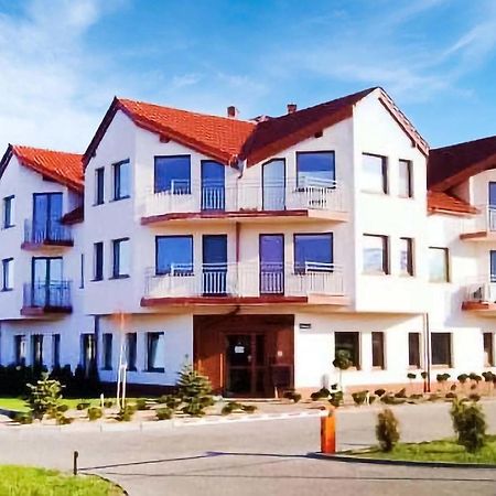 Nice Apartment In Darlowko With Wifi Экстерьер фото